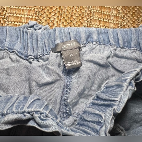 Aerie Women's Paperbag Chambray Light Blue Camp Shorts,Size XS,High Waist - Picture 3 of 8
